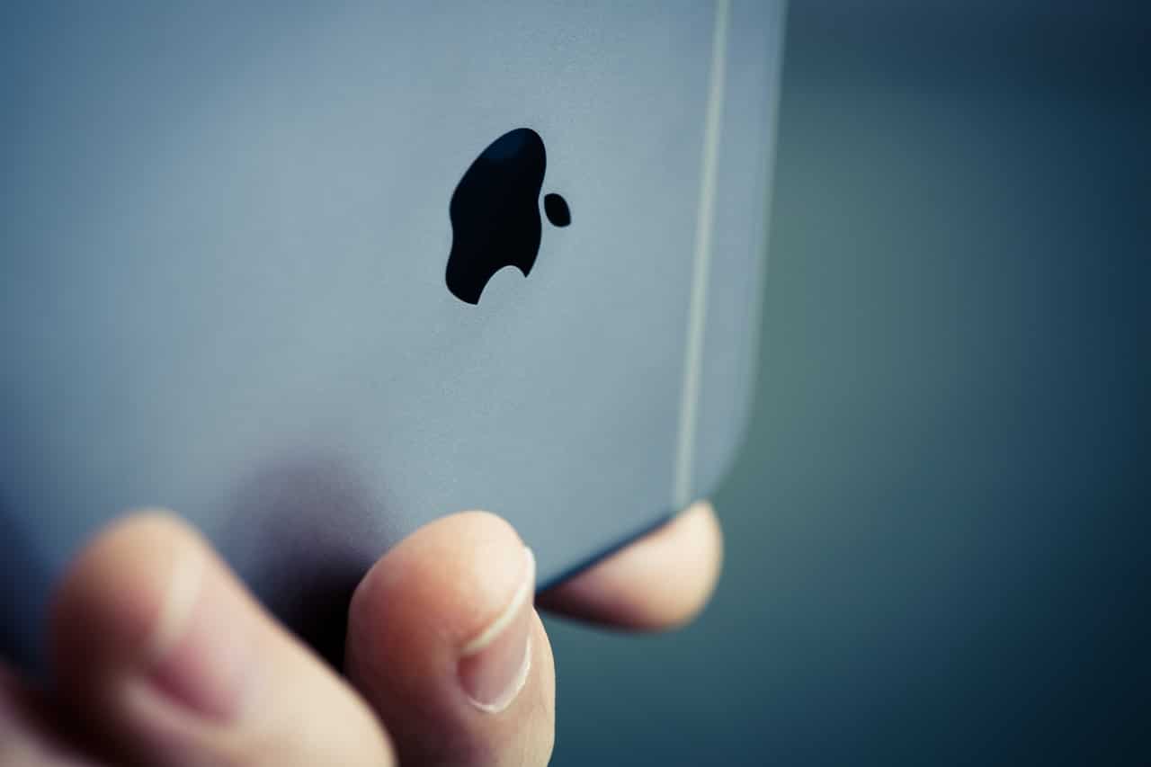 apple-winning-security-header-image